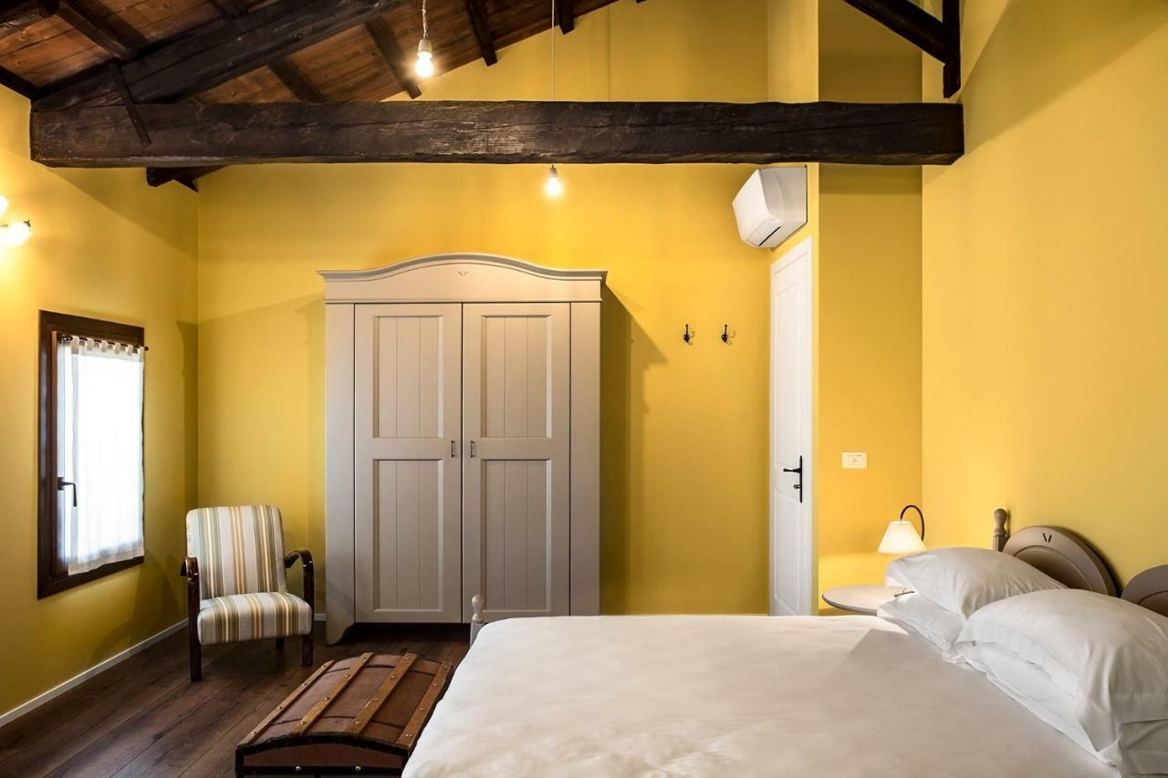 Ca' Ciaran Bed & Breakfast Chiarano Exterior photo